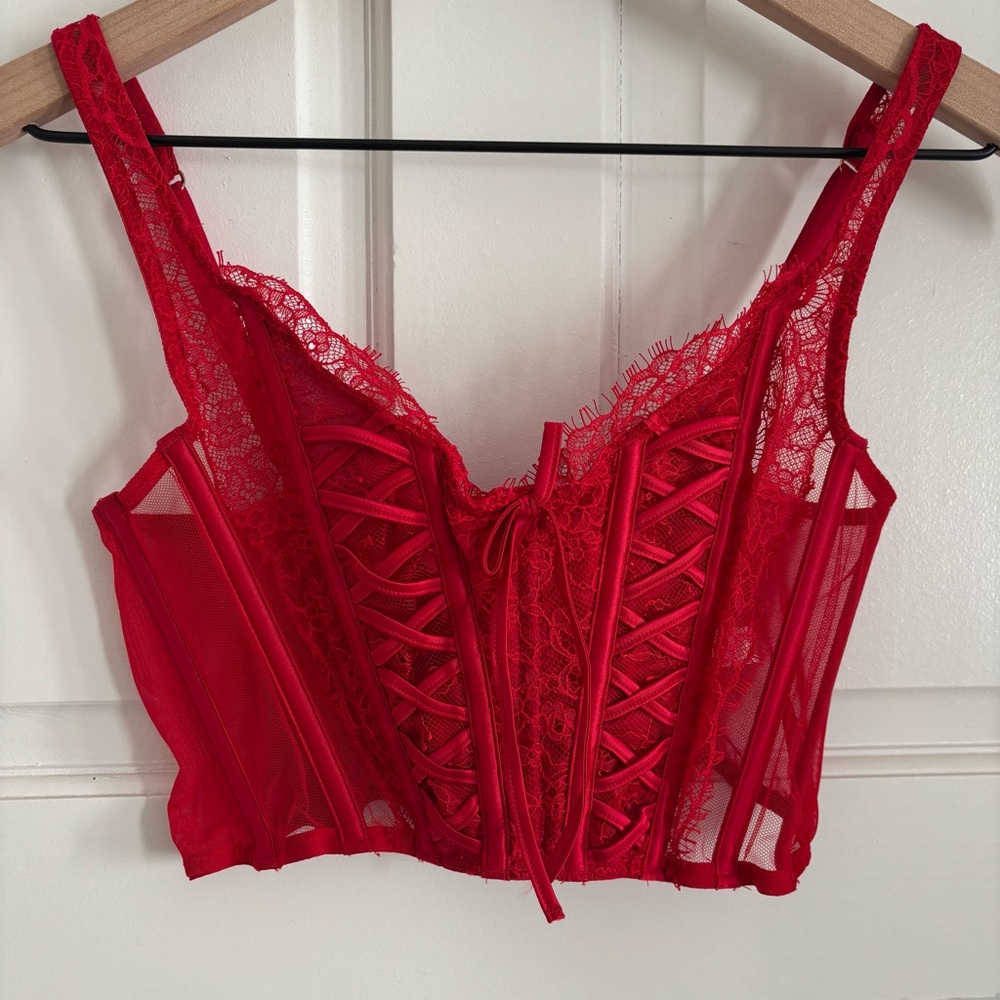 ❤️‍🔥Victoria’s Secret Unlined Corset Top❤️‍🔥